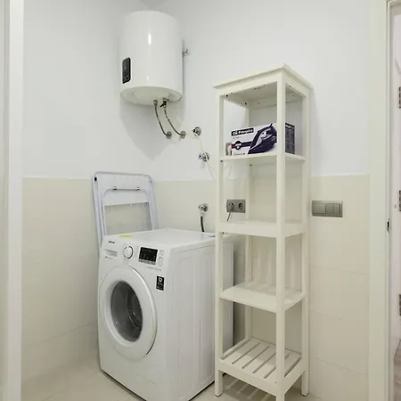 Apartment Stylish Near Old Town *